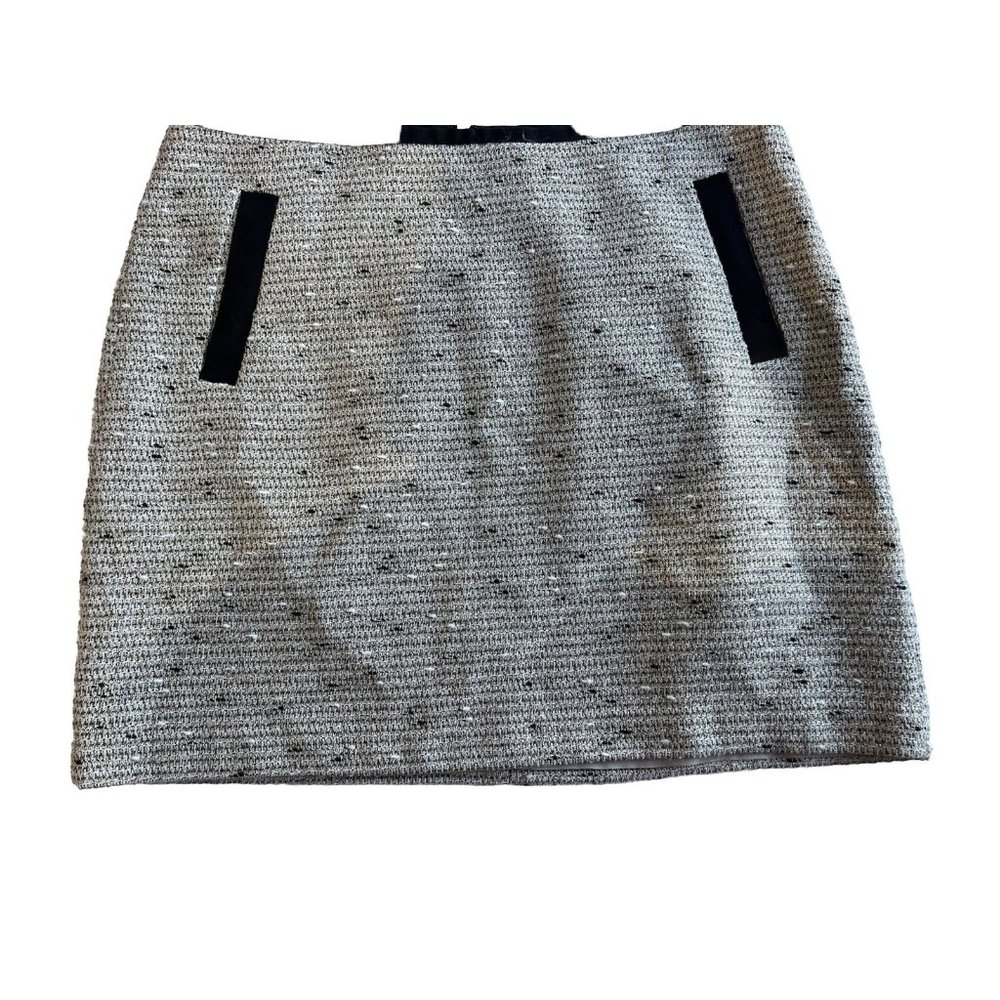 Banana Republic Gray Tweed Mini Skirt with Black Trim